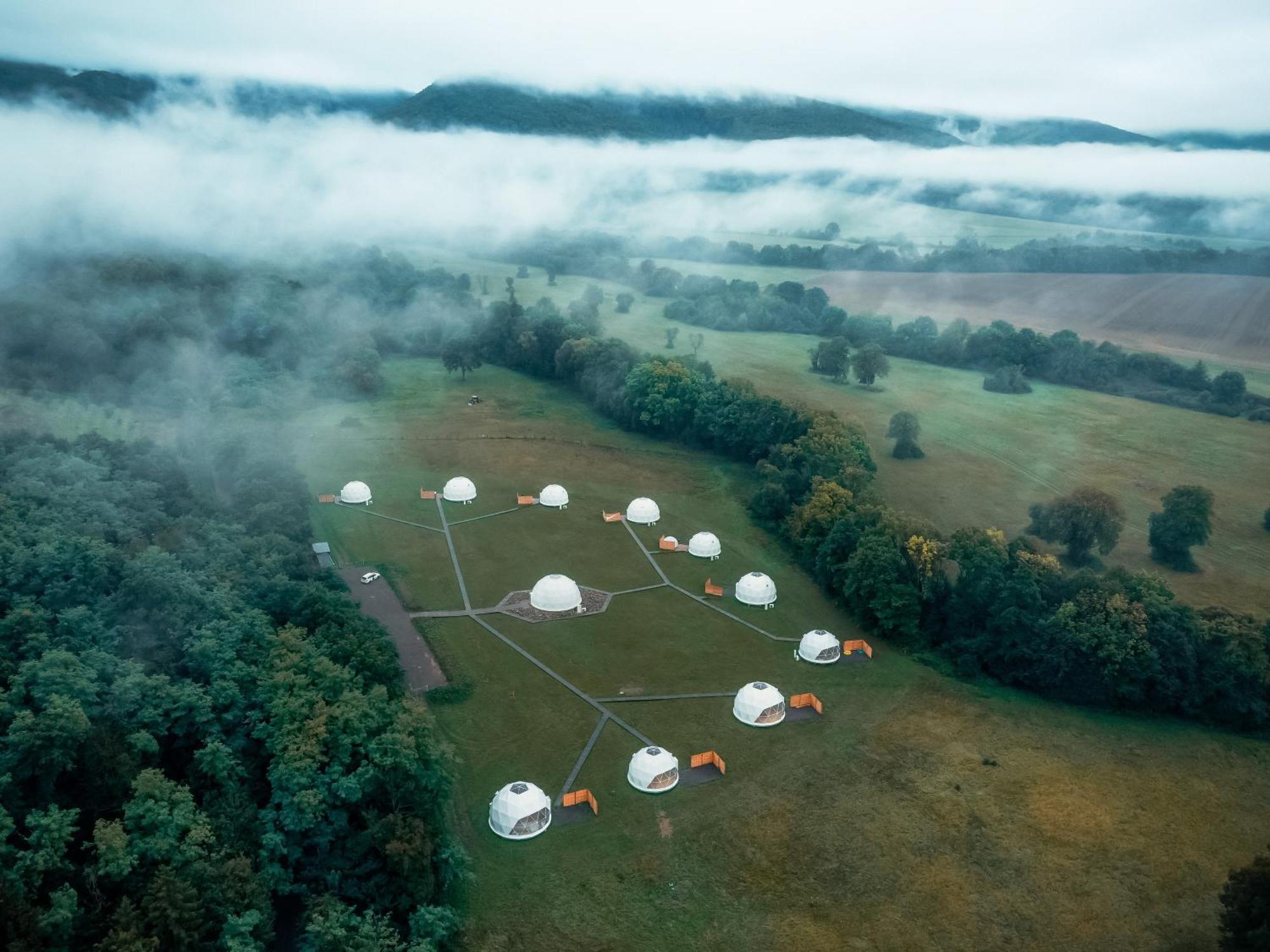 Glamping Resort Dolny Kamenec Luaran gambar